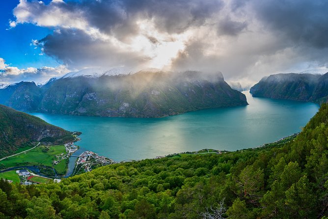 2-Day Round Trip from Bergen: THE GRAND SOGNEFJORD – fjords, waterfalls, glacier - Day 1 continues: Flåmsbana, Stegastein, and the old road to Lærdal