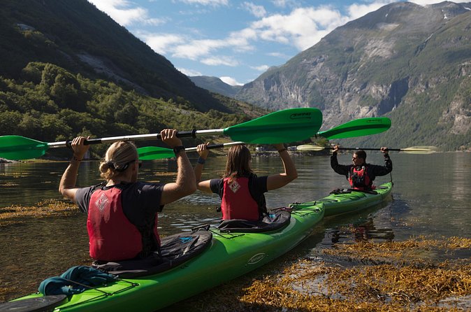 2-Hour Guided Kayak Experience in Geiranger - Skagevika and Gjaerdefossen: the waterfall moment you came for