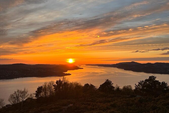 3-Hour Private Norwegian Hiking Experience with Local Guide - Key highlights you will feel fast