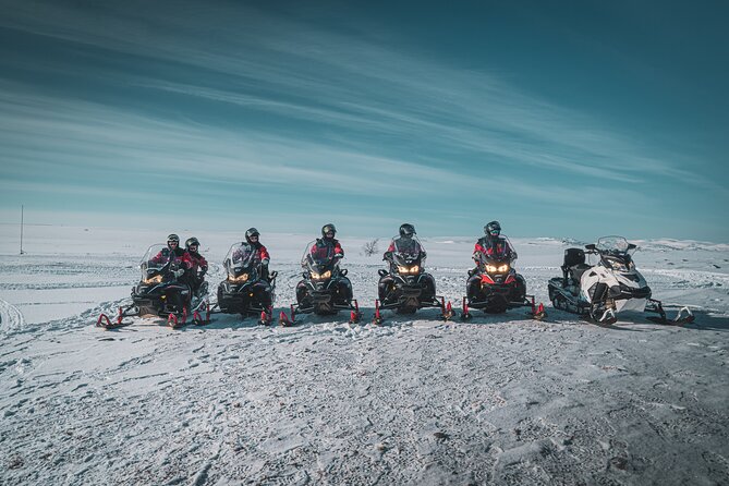 4hr Finnmarksvidda Snowmobile Adventure - The part that matters most: learning to drive (without stress)