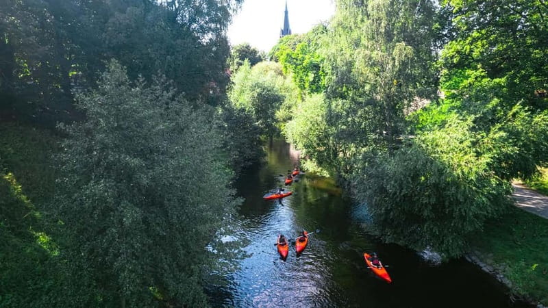 Akerselva River: Urban Paddling Adventure Kayak Tour - Grünerløkka and Grønland: your first hour of urban river sightseeing