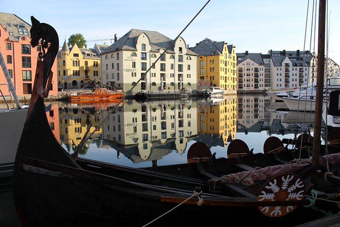Ålesund-Aksla-Alnes-Giske-Sunnmøre museum 100 % Highlights 4.5 H - Key highlights worth getting excited about