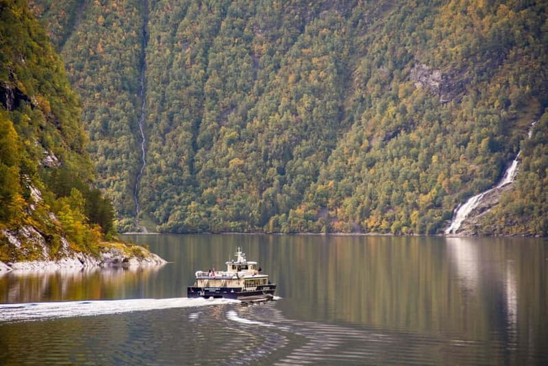 Ålesund: Geirangerfjord Scenic Cruise & Village Visit - Price and value: what $225 buys you in real terms