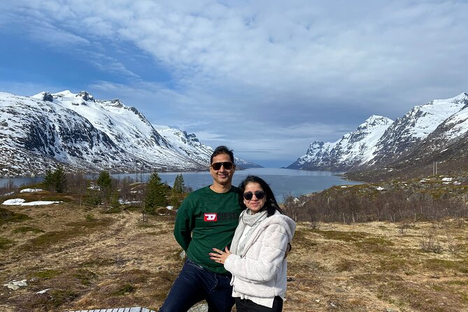 All-Inclusive Arctic Fjords and Sommarøy Scenic Tour - The guide factor: English storytelling and digital photos you can keep