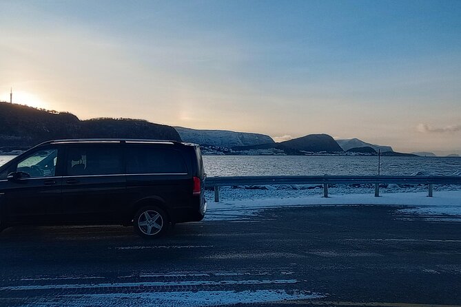 Alnes Lighthouse, Sunnmøre Museum, Aksla and City Sightseeing - Giske Beach: quick island time with a real pop-culture link