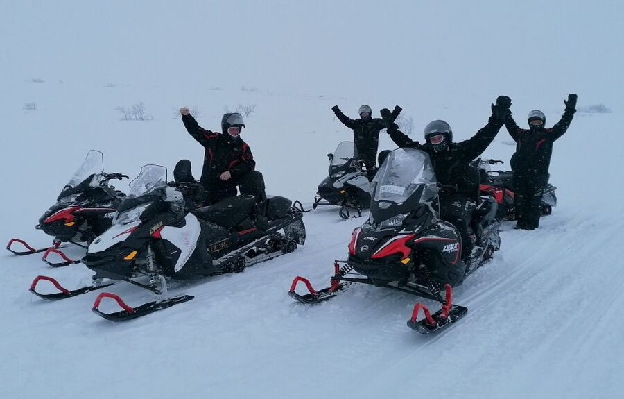 Alta: Guided Snowmobile Safari on Finnmarksvidda With Snacks - What to expect from the guide experience
