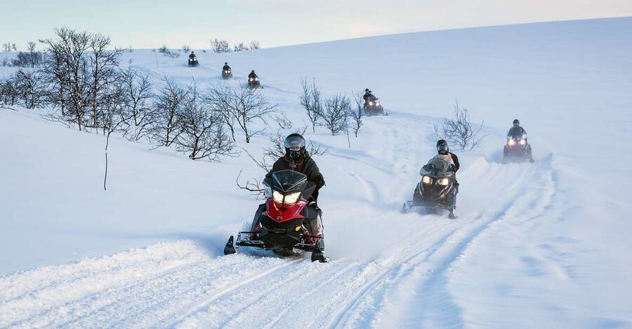 Alta: Guided Snowmobile Safari on Finnmarksvidda With Snacks - From Alta pickup to the snowmobile area, how the timing really works
