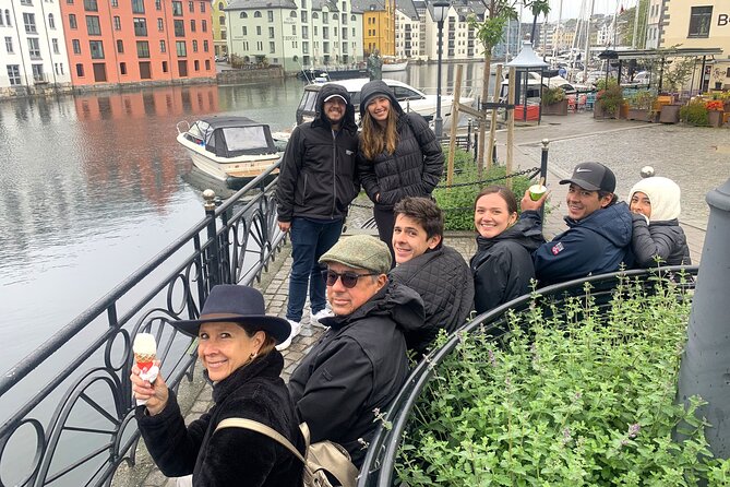 Amazing city walk in Ålesund - Weather, shoes, and the small details that matter