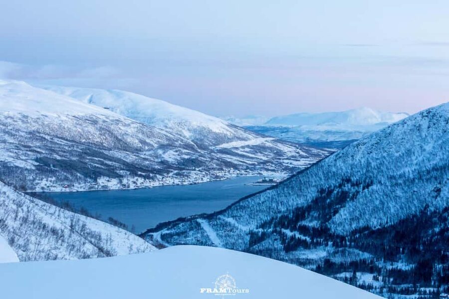 Arctic hike on Kvaløya Island with drinks and snacks - Price and value: is $165 worth 5 hours?