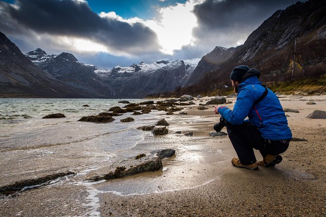 Arctic Nature Tour from Tromsø by minibus - Magic Ice Bar to minibus: comfort matters before the cold hits