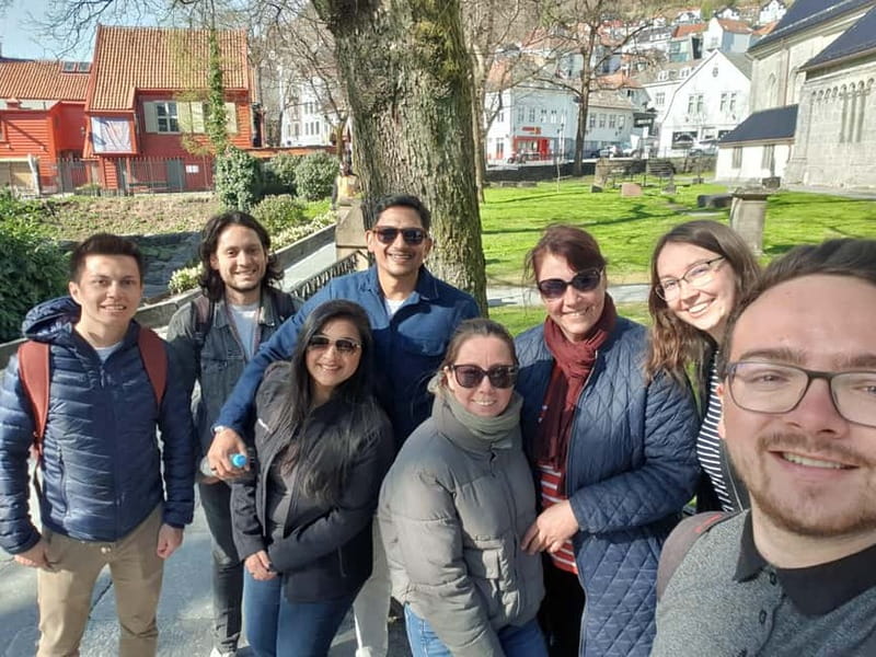 Bergen: Authentic Morning Walking Tour - The 2-Hour Bergen Route: What You Actually Get
