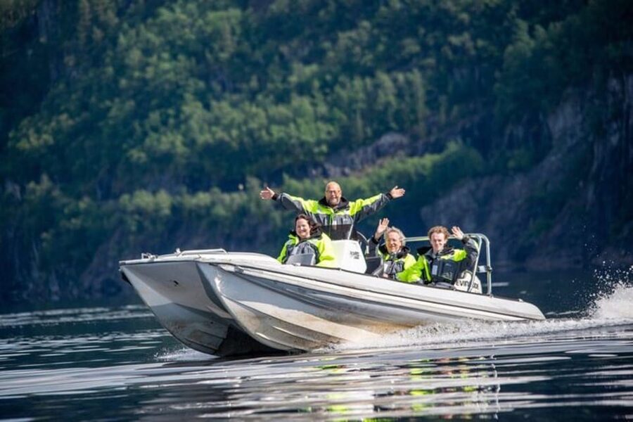 Bergen: Bergen Fjord by Zodiac or Pontoon Boat - Picking Zodiac or Pontoon: How the Boat Choice Changes the Feel