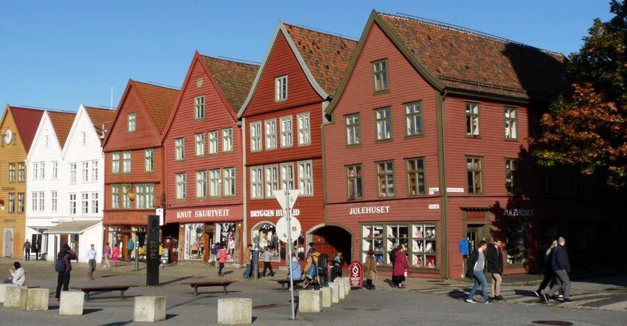Bergen: City Tour on Foot - Opus XVI: a culture stop that gives the route breathing room