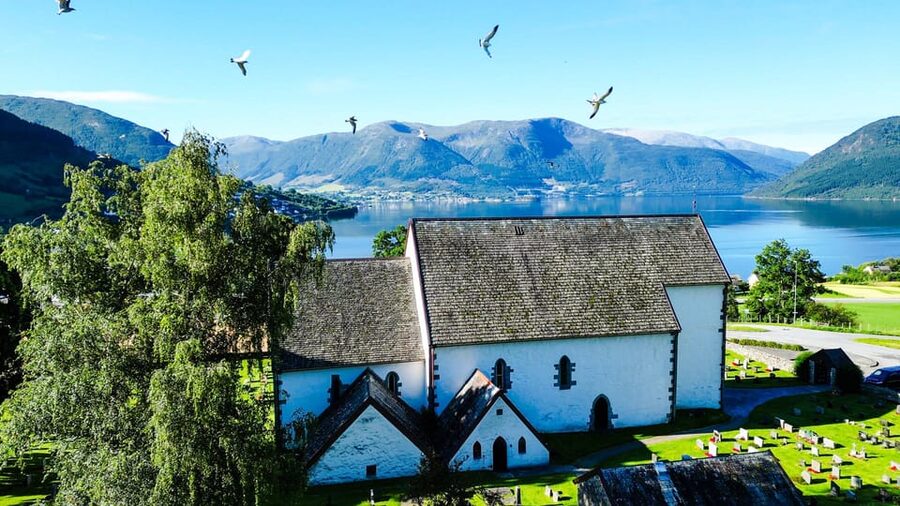 Bergen: Cruise to beautiful Rosendal by the Hardangerfjord - Price and value: is $91 really a good deal for this day?
