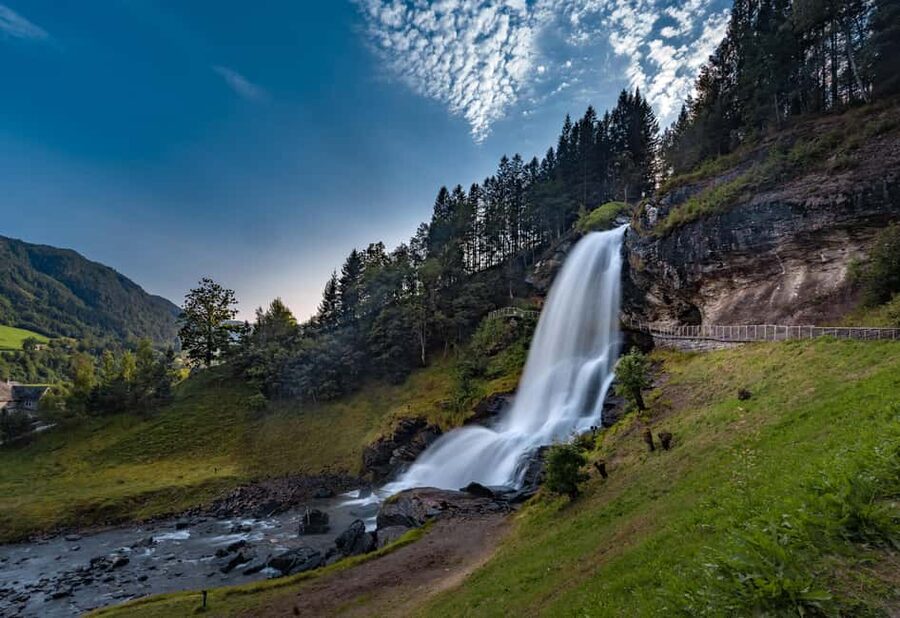 Bergen: Easy Hike to Bondhus Glacier Lake & Rosendal Visit - Timing and pace: how to plan your day so it feels easy