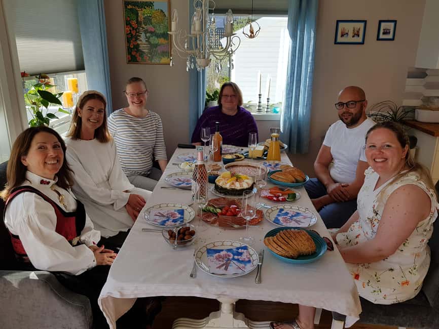 Bergen: Home-Hosted Lunch with a Local - Meet Ida and the small-group table, where questions actually land