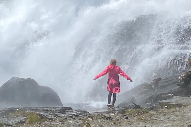 Bergen in a day, Guided tour: Old Town, Waterfalls & Waffles - Fossen Bratte: an 80 meter first hit of power