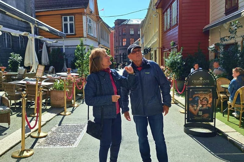 Bergen Like a Local: Culture, Views, and the Stave Church - Finding your start at Den blå steinen (and the green-jacket shortcut)