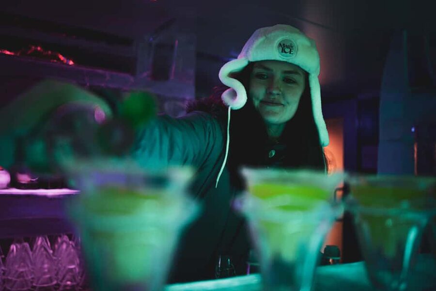 Bergen: Magic Ice Bar Entry Ticket with Welcome Drink - A Sub-Zero Art Stop in Bergen Worth a Winter Evening