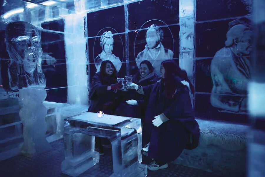 Bergen: Magic Ice Bar Entry Ticket with Welcome Drink - When You Arrive: Poncho On, Cold Brewed Atmosphere