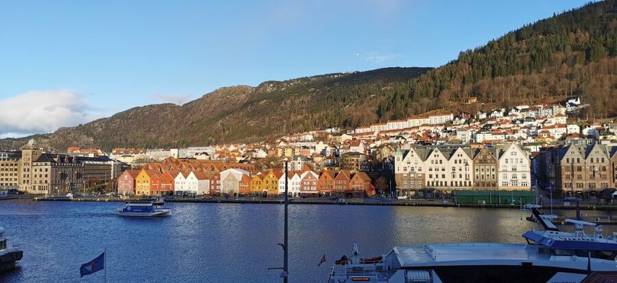 Bergen: Mostraumen Fjord Cruise, Mt Fløyen, City Sightseeing - Bergen in 6 hours, fjord water and mountain views in one sweep