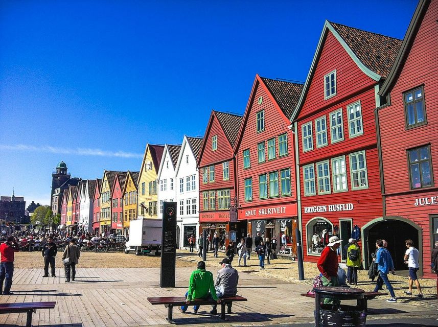 Bergen: Mostraumen Fjord Cruise, Mt Fløyen, City Sightseeing - Timing, weather, and what to wear in Bergen