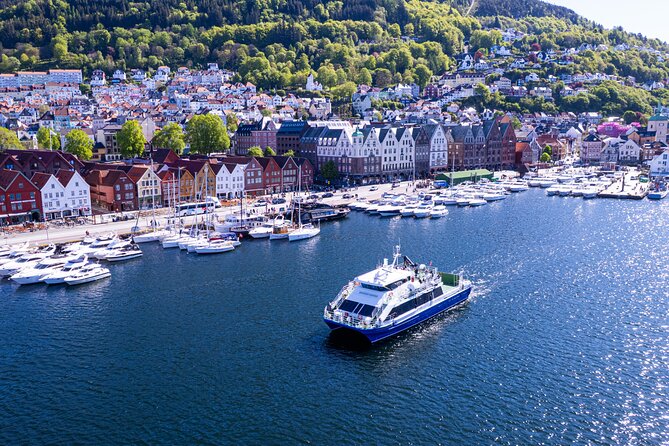 Bergen: Mostraumen Fjord Cruise with Local Guide - Modalen Arrival and the Fjord-Head Feeling