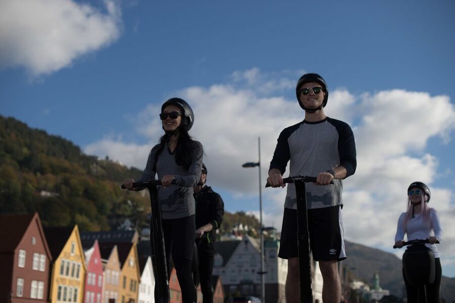 Bergen: Night Segway Tour - Two-hour training that makes you actually comfortable