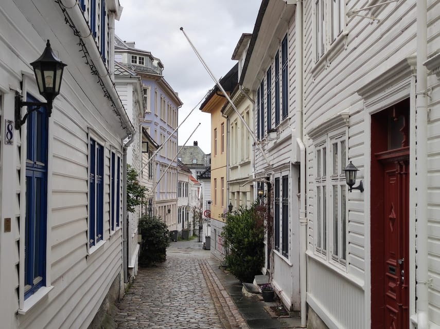 Bergen's Twilight Magic: An Evening Adventure - Food and Shops on Your Own Tab