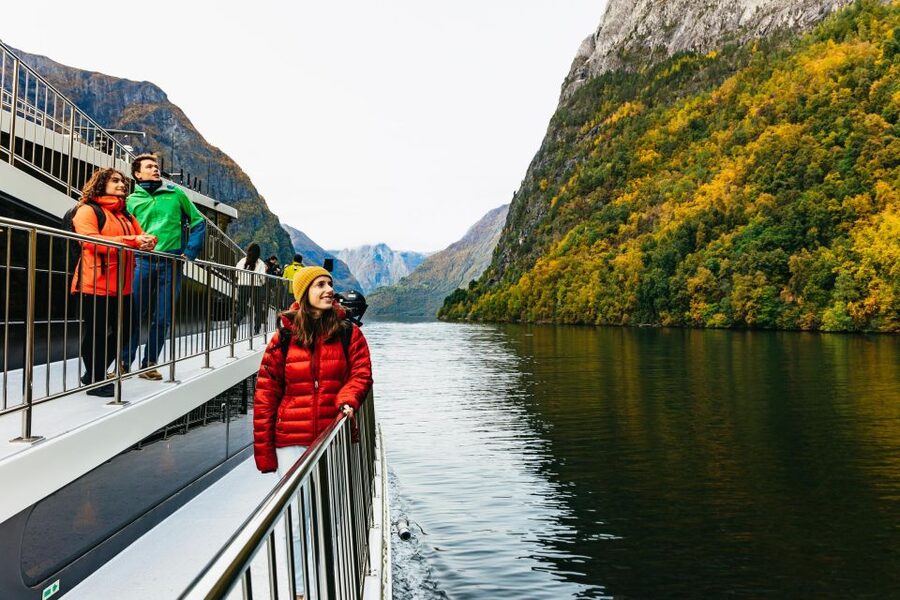 Bergen: Self-Guided Round-Trip Full-Day Excursion - Bergen Railway to Voss: train time that sets the mood