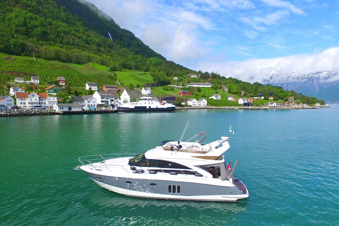 Bergen to Hardangerfjord VIP car + private yacht Fjord cruise - The Bergen to Hardangerfjord VIP format that feels worth it