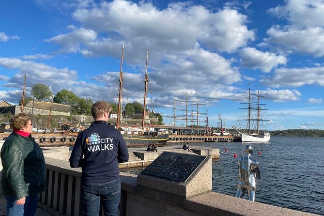 Best of Oslo Guided Walking Tour - University of Oslo and Theatre Stories That Put the City in Context