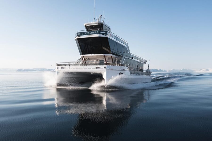Bodø: Northern Lights Cruise - How the Guide Works the Sky: Inside the Aurora Hunt