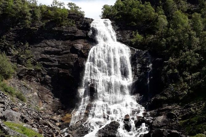 Bride's Veil and Steinsdalsfossen waterfalls with sceneries of Hardanger Fjord - Private van comfort, hotel pickup, and a realistic 7-hour flow
