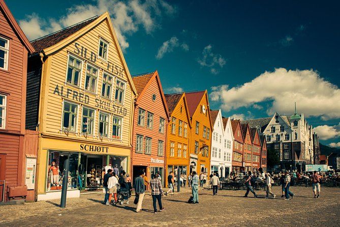 City Walking Tour - Bergen On Foot - Key things you will notice on this Bergen on foot tour
