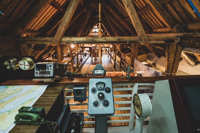Cod Tasting experience, Norwegian history and Food culture - What you actually taste: cod roe, cod fish, stockfish, and cod liver oil