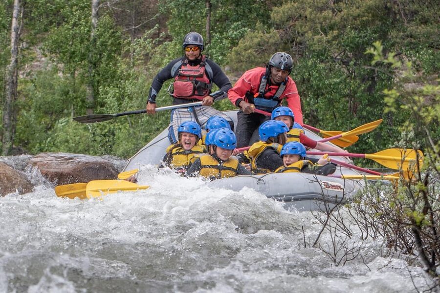 Dagali/Geilo: Family-Friendly Whitewater Rafting - level 1 - Gear Up, Then Bring the Right Stuff (So Your Day Stays Easy)