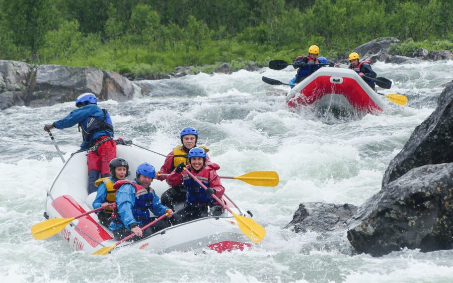 Dagali/Geilo: White Water Rafting Adventure - level 2 - The Ride to Seterdalen: Short Bus Time, Quick Transition to Adventure