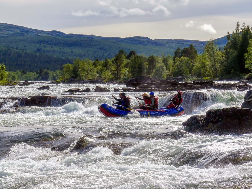 Dagali/Geilo: Wild Viking white water rafting - level 3 - Gear you’ll use, what you must bring, and the wetsuit reality