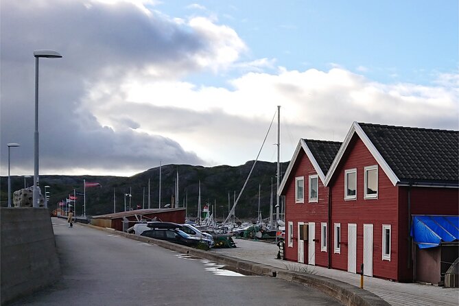Downtown Bodø: A Self-Guided Walking Tour in Northern Norway - Start at Bodø stasjon, Then Follow the Rail-to-Sea Story