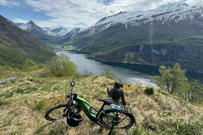E-Bike Tour in Geiranger - Why Geiranger Fjord feels bigger from above on an e-bike