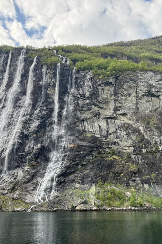 E-bike Tour in Geiranger, Norway - Ørnevegen and the Waterfall Route: the ride profile that matters