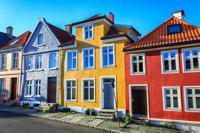 Essential Bergen: 2-Hour Private Guided Walking Tour - Entering Bryggen, the Hanseatic area that still tells the story