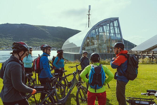 Explore Tromso by E-bike - Guided Ride on Electric Bike in Tromso - How the guided commentary changes the ride