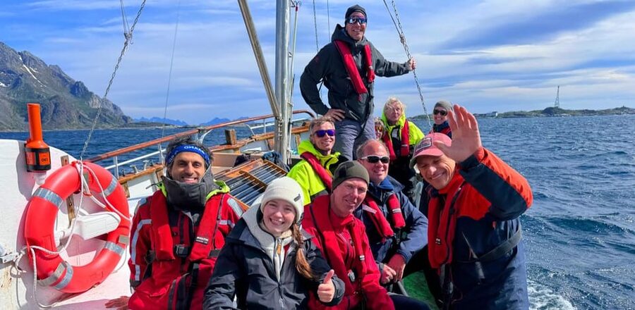 Fishing trip from Henningsvær + free (self caught) fish soup - Key highlights at a glance