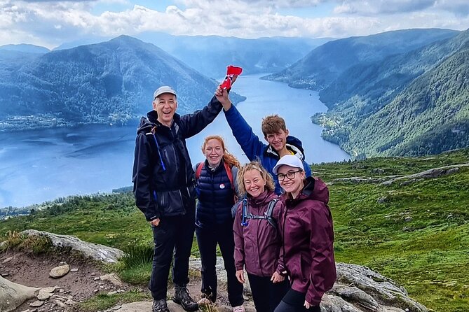 Fjord Hiking - Public tour - Guide-led safety on rugged ground, plus real flexibility