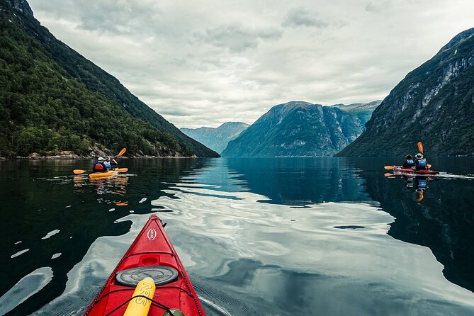 Fjord paddle in Hellesylt - Half Day Kayaking Tour - Timing, weather, and what to wear (practical prep)