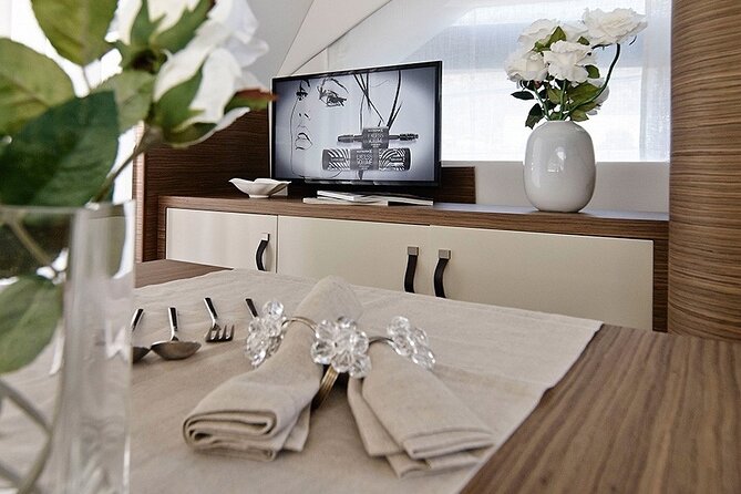 Fjordcruise - Luxury Yacht Arctic Queen - Who This Fjord Cruise Fits Best