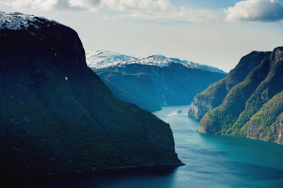 Flåm: Borgund Stave Church, Lærdal, and Stegastein Tour - Price and value at $146: what you’re really paying for