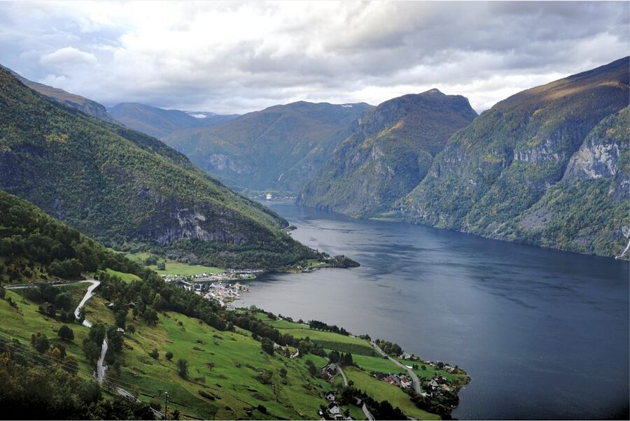 Flam: The Wonders of Flam Guided Half-Day Shore Excursion - Guide Power: Why the Tour Feels Like More Than Stops